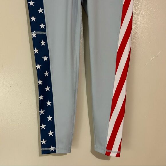 COPY - Columbia Tidal Leggings for the Patriotic Woman Size Small Stars and Str… - Picture 6 of 11